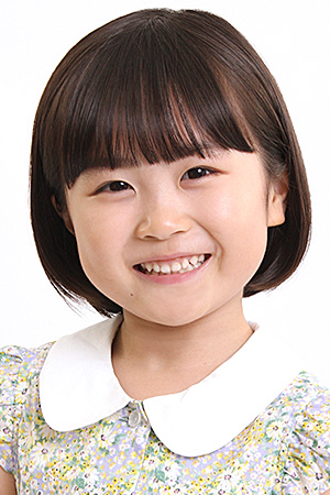 日下莉帆